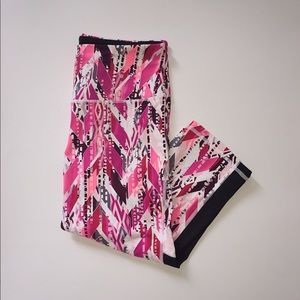 Victoria’s Secret VSX Sport Capri Leggings Size S